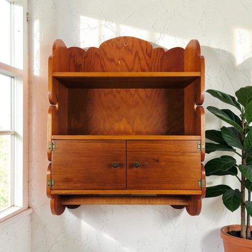 Vtg pine wood hanging wall - vtg,